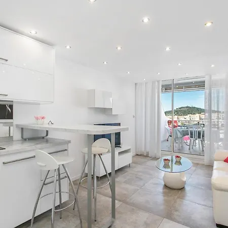 Le Cristal Port Ambonne Village Naturiste Agde