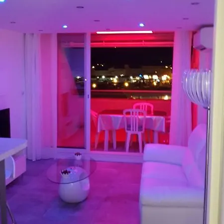 Le Cristal Port Ambonne Village Naturiste *