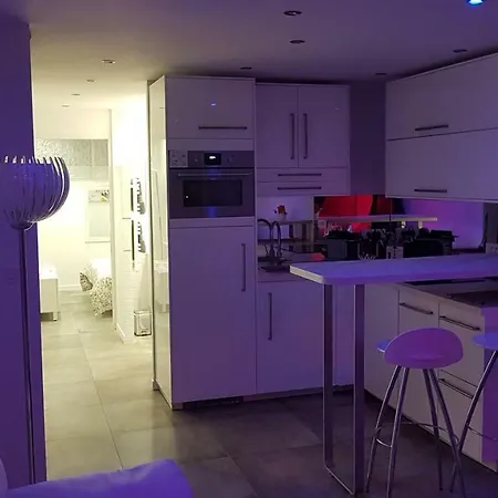 Le Cristal Port Ambonne Village Naturiste Apartman