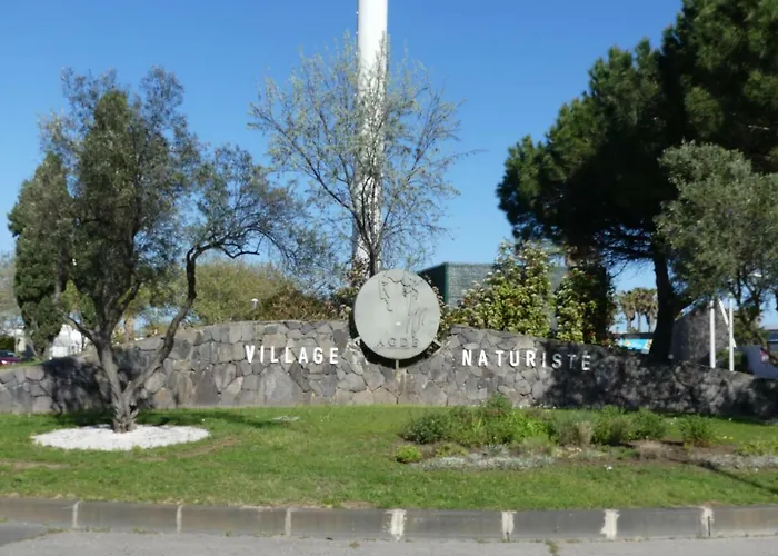 Le Cristal Port Ambonne Village Naturiste